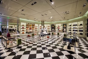 Prada-San-José-Valley-Fair-Mall_01