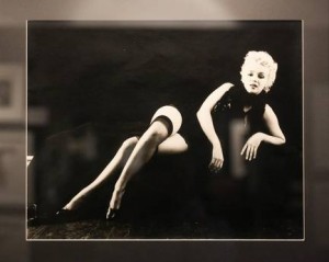 Milton H. Green photographs of US actress Marilyn Monroe in an auction