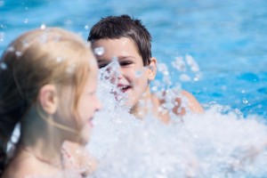 bimbi piscina