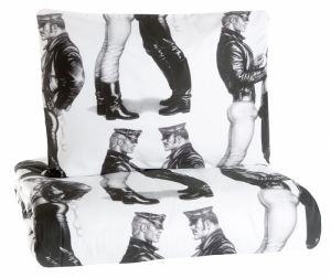 Tessile: lenzuola contro omofobia, Tom of Finland collection