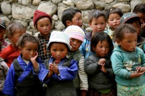 bambini-nepalesi
