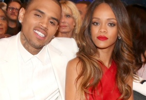 chris-brown-rihanna-lasciati-dice-lui650x447-654187_650x0