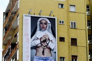 suora-sexy-napoli